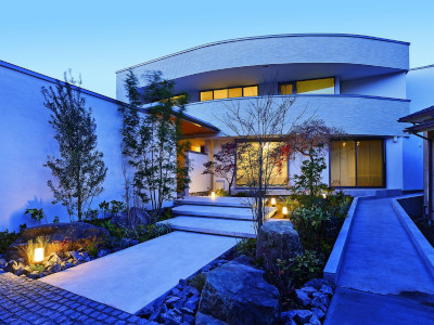 都心にある美術館のような住まい